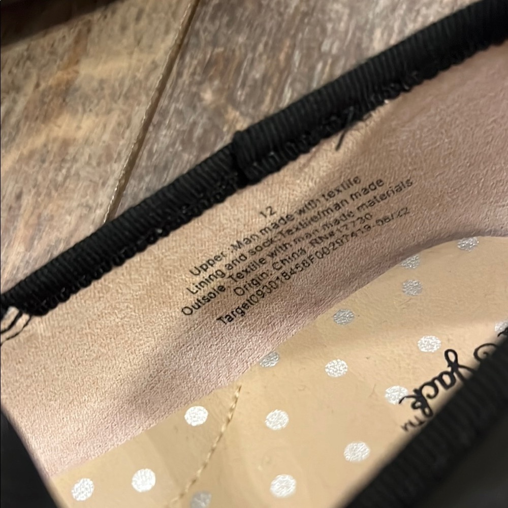 Cat & Jack Black Kids Shoes - Picture 11 of 11